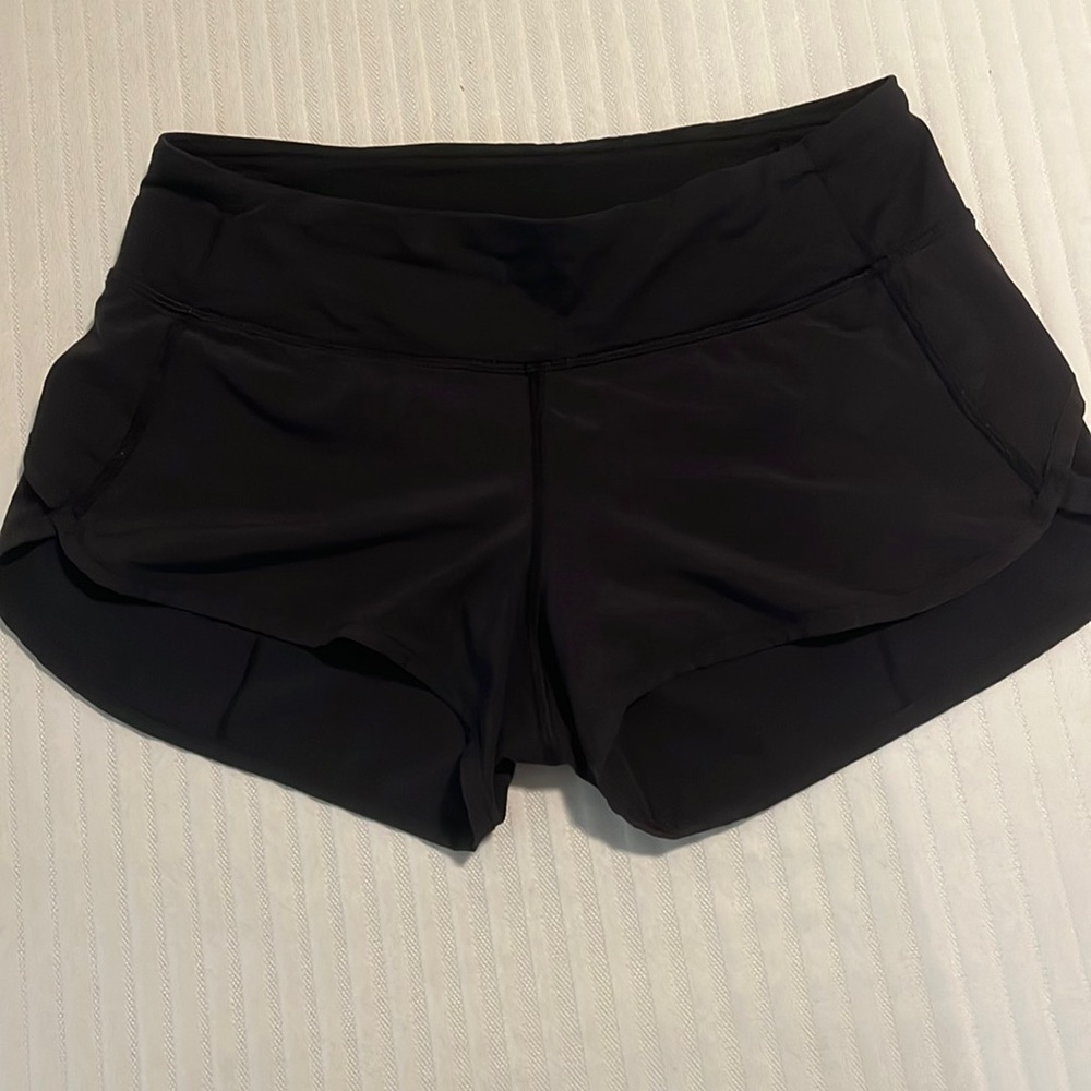 Black lululemon shorts size 4